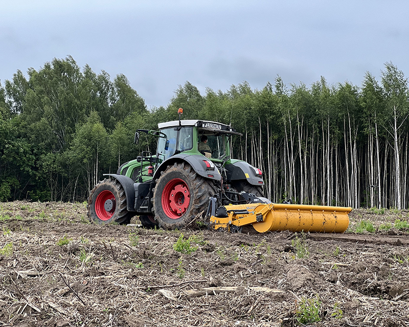 Ротоваторный комплекс на базе FENDT 936 Vario с  финской почвенной фрезой Suokone Mericrusher MJHS-311STX